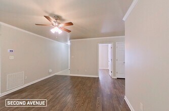 203 Glenn Oak Dr in Benton, AR - Foto de edificio - Building Photo