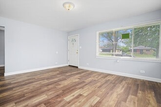 16125 Marshfield Ave in Markham, IL - Building Photo - Building Photo