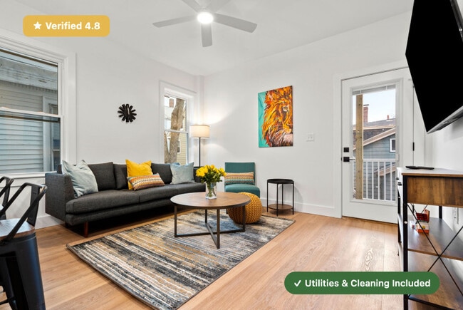 Furnished Bedroom with Private Bath in Jamaica Plain in Boston, MA - Foto de edificio - Building Photo