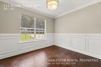 113 Round Table Ln in Goose Creek, SC - Building Photo - Building Photo