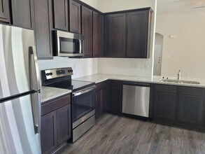 9228 Groff Lndg in Converse, TX - Building Photo - Building Photo