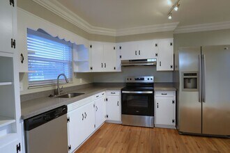 1905 S Hills Dr in Knoxville, TN - Building Photo - Building Photo