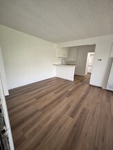 9361 Cellini Ave in Garden Grove, CA - Building Photo - Building Photo