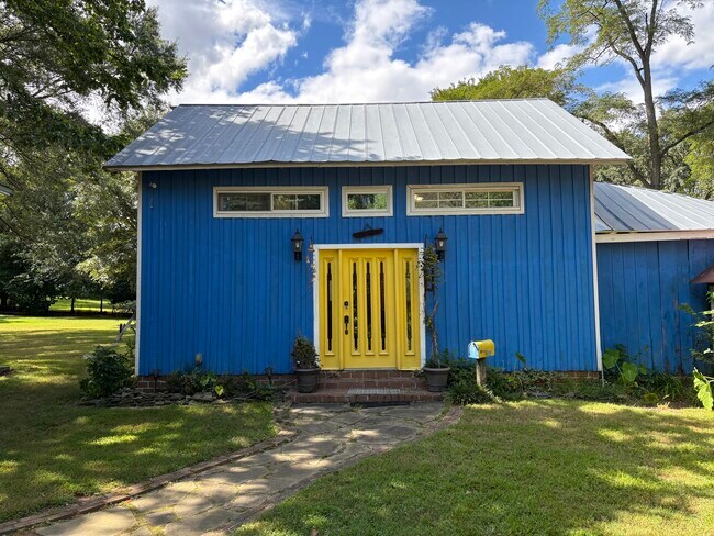 4045 Caribon St, Unit Blue Cottage in Bowie, MD - Foto de edificio - Building Photo
