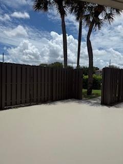 1534 W Harmony Lake Cir in Davie, FL - Building Photo - Building Photo
