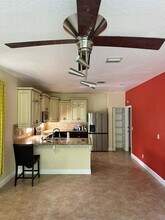 6759 Silver Ridge Ln in Greenacres, FL - Foto de edificio - Building Photo