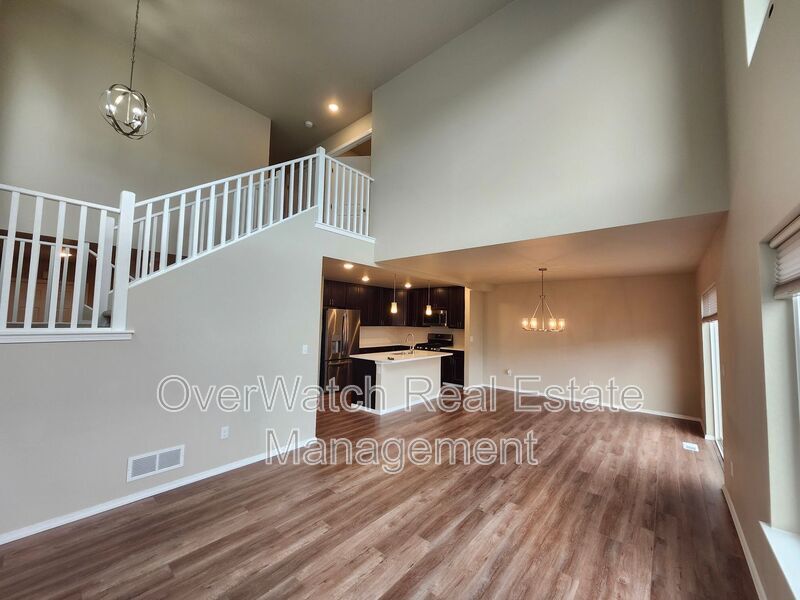 207 Shageluk St in Anchorage, AK - Building Photo