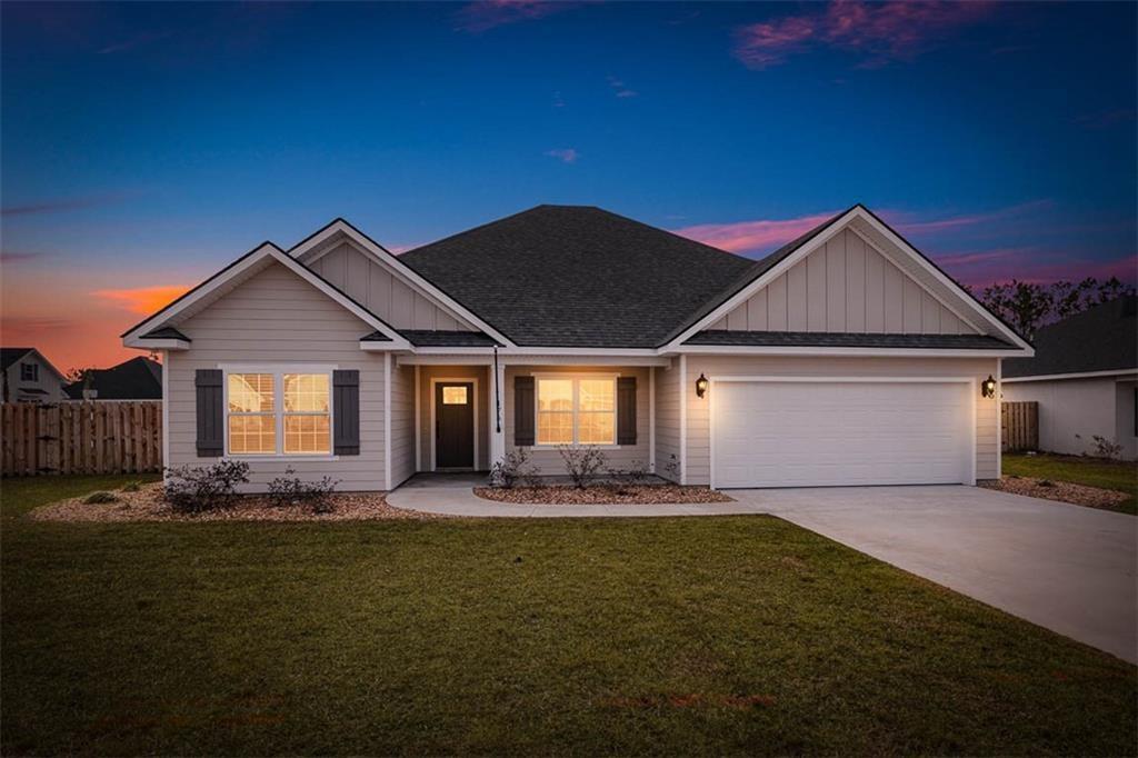 176 Allie Lp in Brunswick, GA - Building Photo