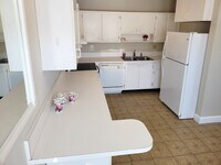 810 Lakeshore Dr photo'