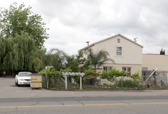 1525 Morgan Rd in Modesto, CA - Building Photo - Building Photo