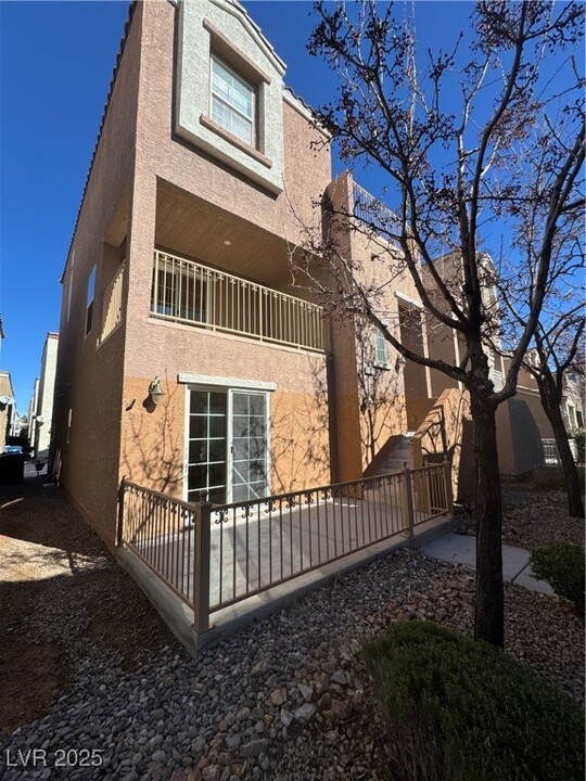 9013 Progressive Ct in Las Vegas, NV - Building Photo