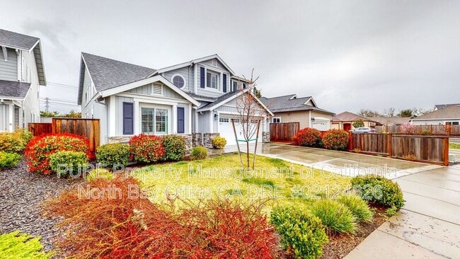 260 Darbster Pl in Santa Rosa, CA - Building Photo - Building Photo