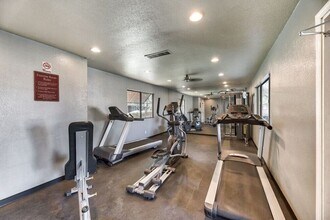 Union Hills Estates in Glendale, AZ - Building Photo - Building Photo