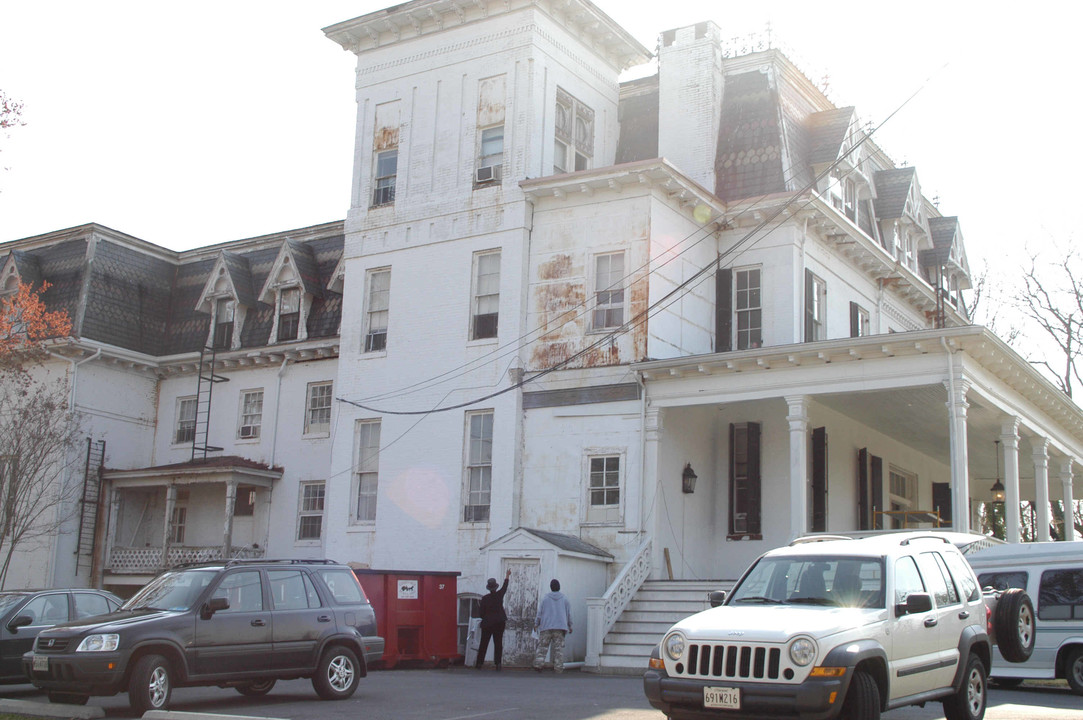 10 Stanley Dr in Baltimore, MD - Foto de edificio