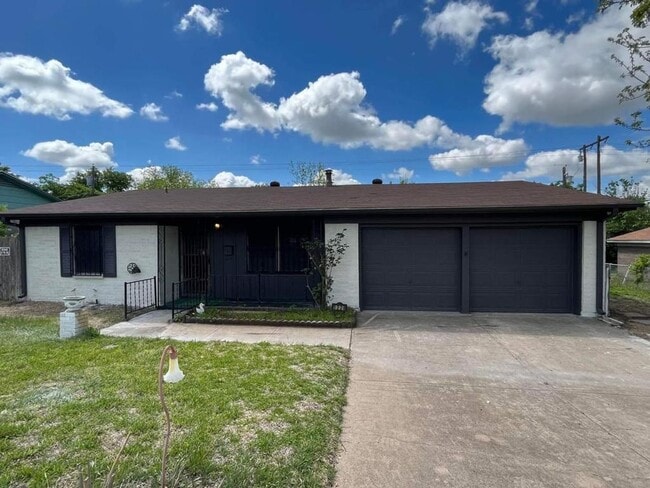 property at 1228 Chippendale Dr