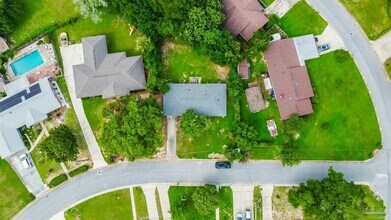 2071 Colony Rd in Bellview, FL - Building Photo - Building Photo
