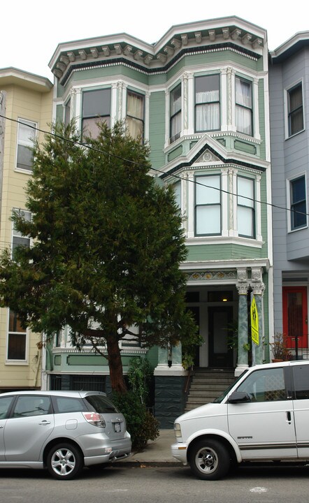 530 Ashbury St in San Francisco, CA - Foto de edificio