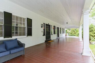 135 Bridge St in Manchester by the Sea, MA - Building Photo - Building Photo