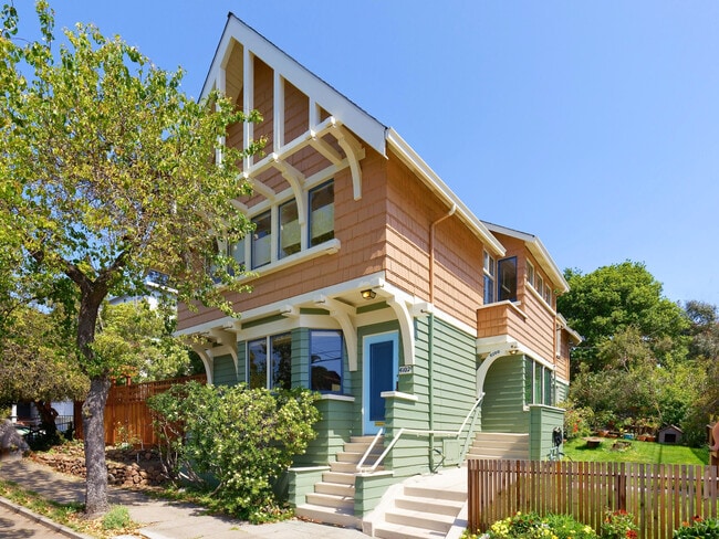 4102 Terrace St, Unit 4102 Terrace Street