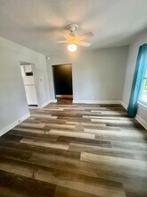 5432 25th Ave, Unit Upper in Kenosha, WI - Building Photo - Building Photo