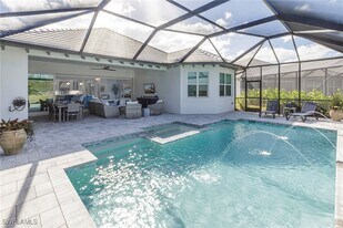 8963 Gustavia Ct in Naples, FL - Building Photo