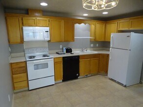 7415 NE 64th Cir in Vancouver, WA - Building Photo - Building Photo