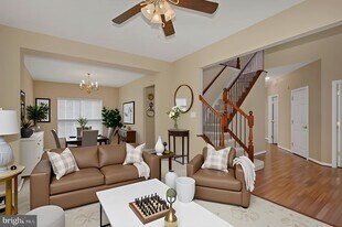 1950 Melvor Ln in Winchester, VA - Building Photo