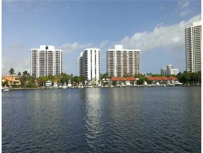 property at 3600 Yacht Club Dr
