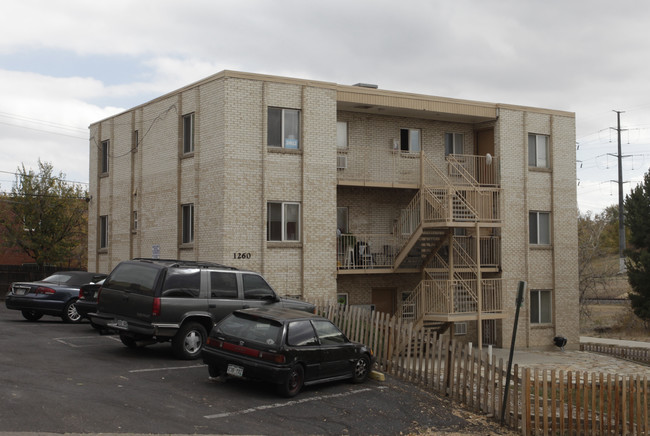 Wolff Creek Apartments in Denver, CO - Building Photo - Building Photo