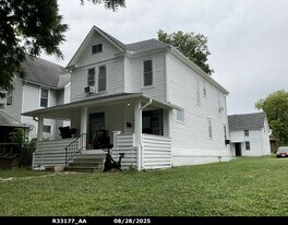 1267 SW Harrison St in Topeka, KS - Building Photo