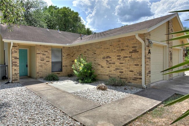 property at 1409 Waterloo Tr
