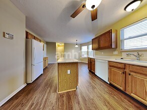 935 Stone Ridge Ln in Lebanon, OH - Building Photo - Building Photo