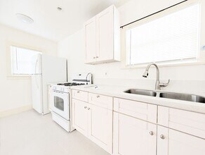 1857 7th St in Santa Monica, CA - Foto de edificio - Building Photo