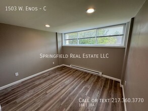 1503 W Enos Ave-Unit -C in Springfield, IL - Foto de edificio - Building Photo