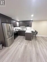 126 Eastvale Dr in Markham, ON - Building Photo - Building Photo