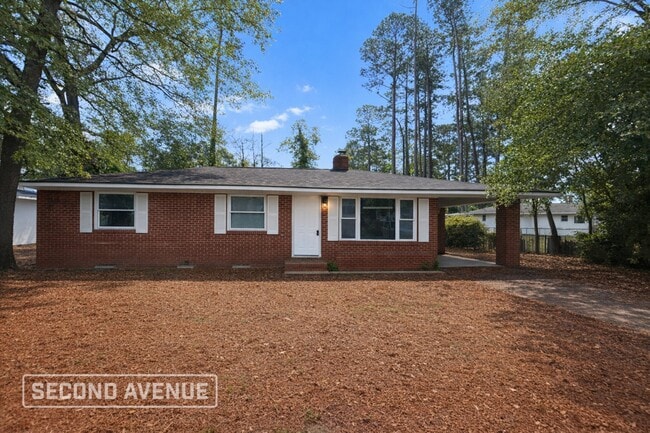 property at 2728 Barry Dr