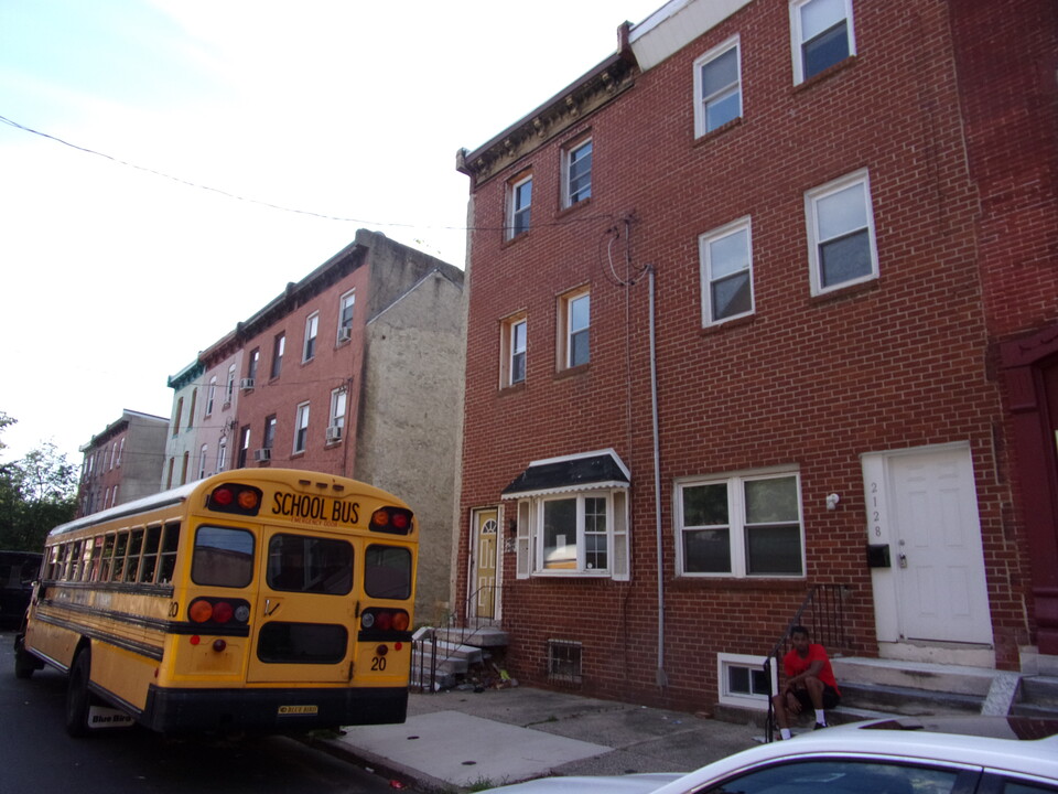 2126 N 20th St in Philadelphia, PA - Building Photo