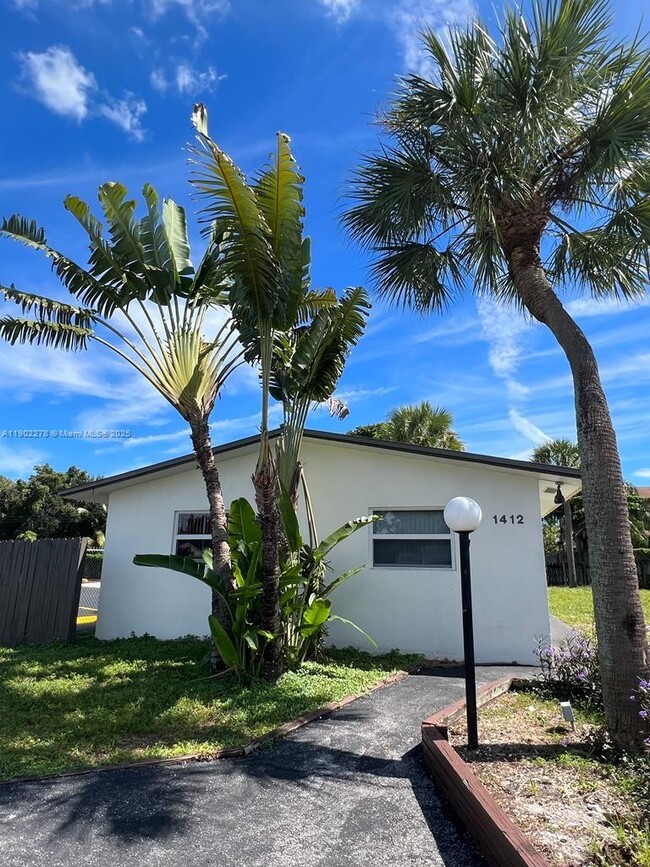 property at 1412 SW 41st Ave