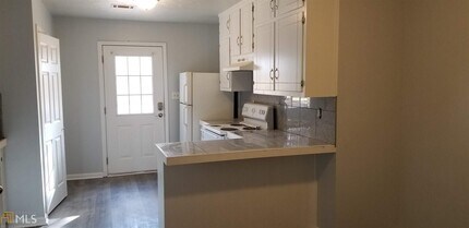 9245 Cedar Ridge Dr NW-Unit -A in Covington, GA - Building Photo - Building Photo