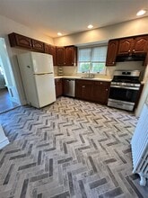 24 Arnold Ave in Babylon, NY - Building Photo - Building Photo