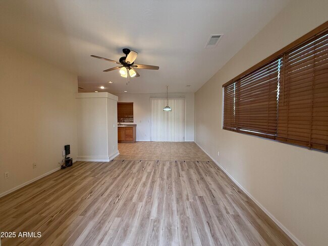 17060 W Halifax Ln in Surprise, AZ - Building Photo - Building Photo
