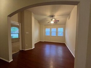 621 Crystal Falls Dr in McKinney, TX - Building Photo - Building Photo