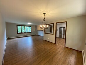 132 Deborah Dr in Coventry, CT - Building Photo - Building Photo