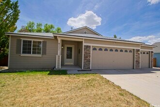 3035 Bandera Ave in Sparks, NV - Building Photo - Building Photo