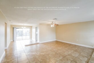 9671 NW 24th St in Sunrise, FL - Building Photo - Building Photo