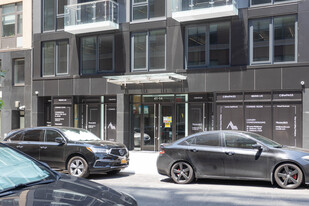 Nexus Lic in Long Island City, NY - Foto de edificio - Building Photo