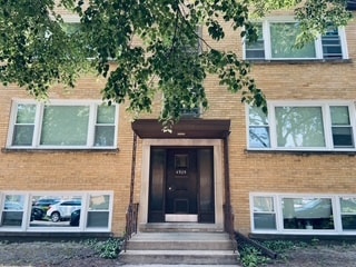 4925 Greenwood St, Unit 4925 Greenwood St 2E