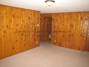 1604 Dorchester Dr in Colorado Springs, CO - Building Photo - Building Photo