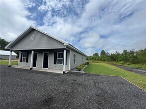 1518 Swamp Rd in Townsend, GA - Building Photo - Building Photo