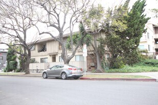 11061 Missouri Ave, Unit 3 in Los Angeles, CA - Building Photo